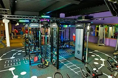 英国Simply Gym健身房采用EMC易倍CIS产品