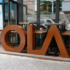 OLA 酒吧及餐厅——OLA 酒吧及餐厅与EMC易倍MG+DXR扩声系统